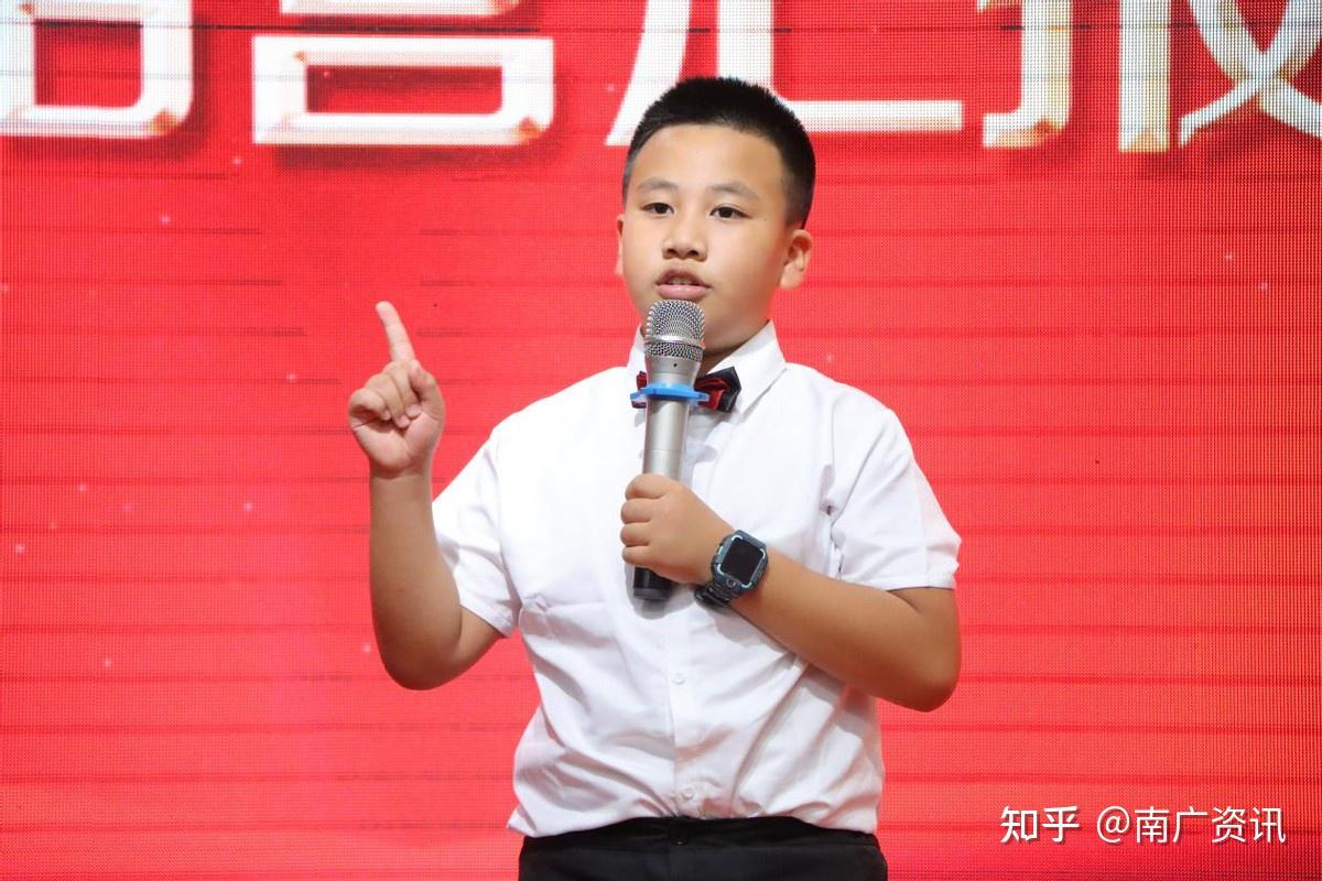 以体育为媒两岸青少年共绘“同心圆”——第三届“厦门马拉松杯”青少年公益体育研学活动在厦温情收官(图1)